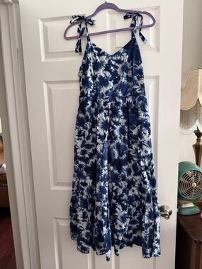 GAP Blue and White Tie-Dye Midi Dress